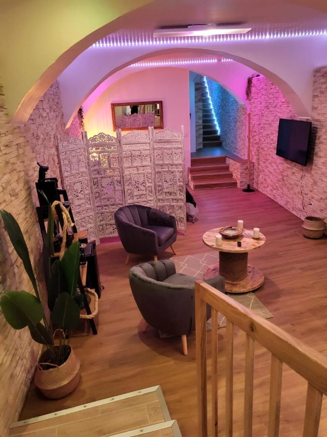 Le Spa De La Cathedrale - Jacuzzi - Sauna - Champagne - Netflix - Wifi Troyes Esterno foto