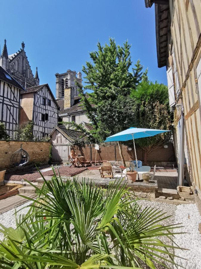 Le Spa De La Cathedrale - Jacuzzi - Sauna - Champagne - Netflix - Wifi Troyes Esterno foto