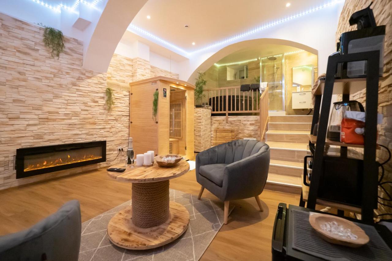 Le Spa De La Cathedrale - Jacuzzi - Sauna - Champagne - Netflix - Wifi Troyes Esterno foto