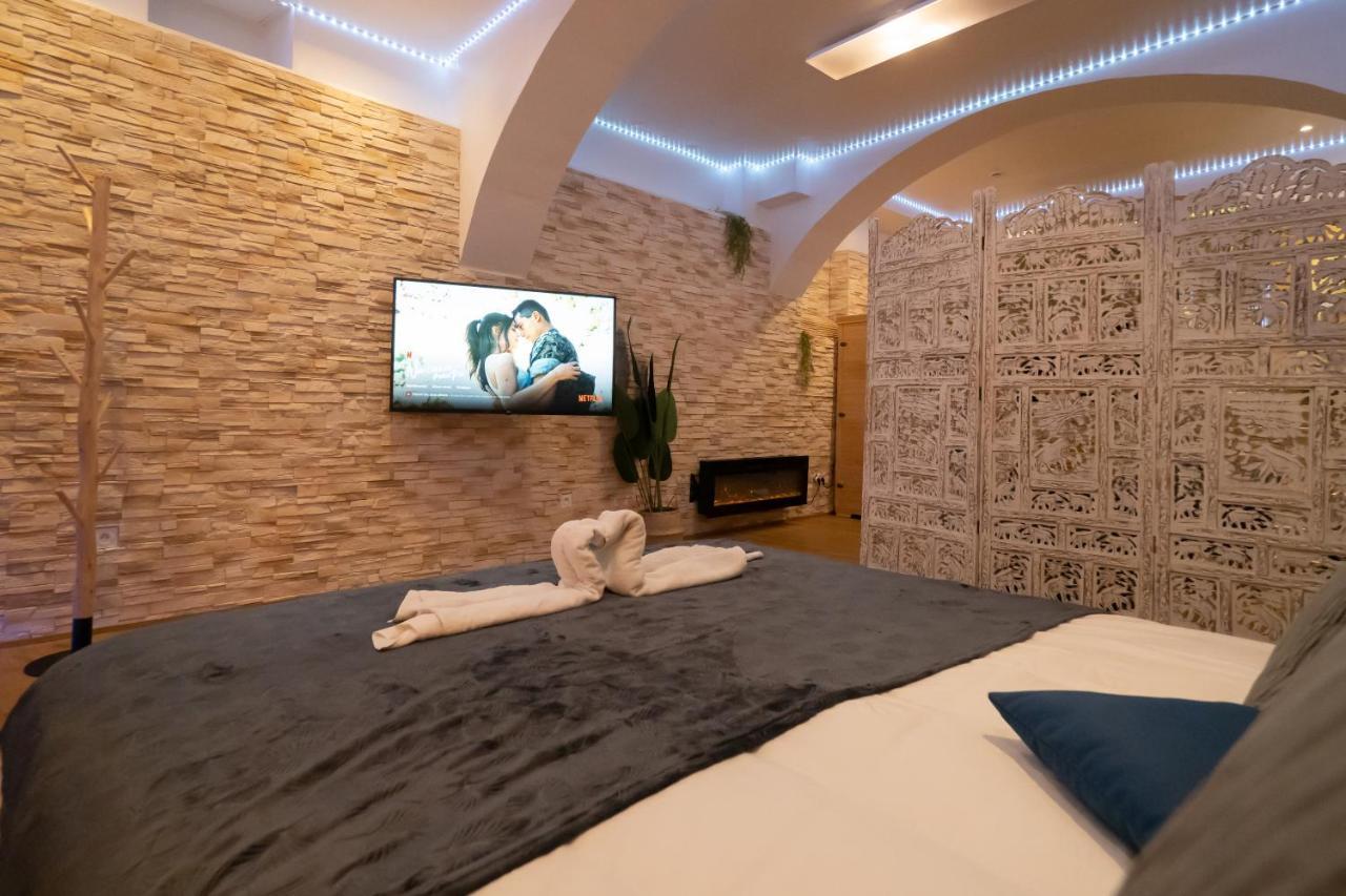 Le Spa De La Cathedrale - Jacuzzi - Sauna - Champagne - Netflix - Wifi Troyes Esterno foto