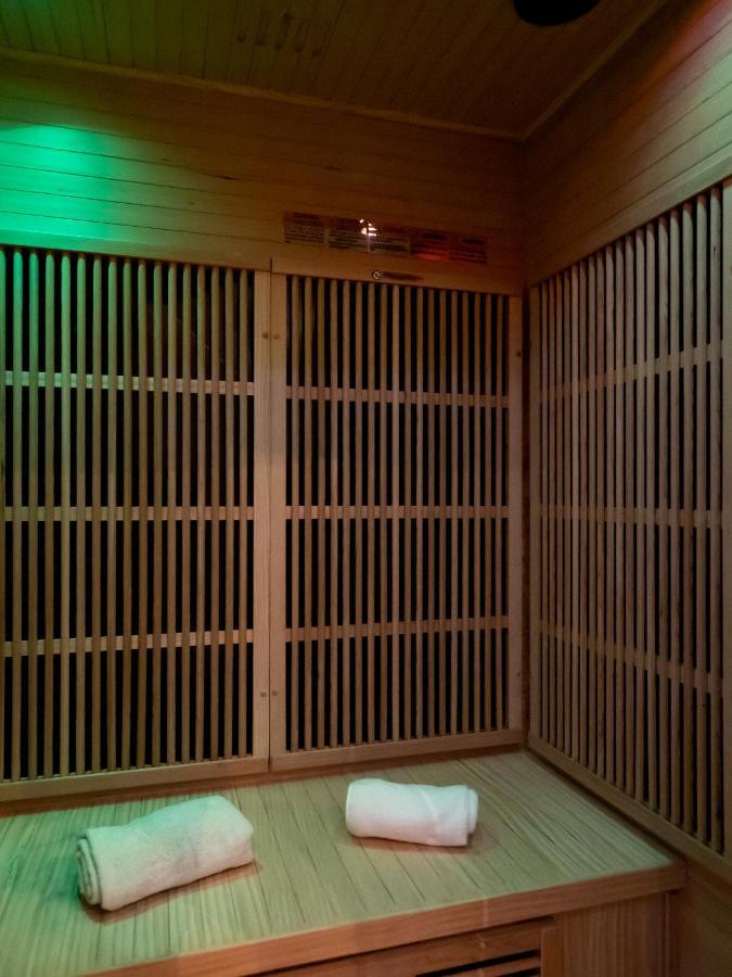 Le Spa De La Cathedrale - Jacuzzi - Sauna - Champagne - Netflix - Wifi Troyes Esterno foto